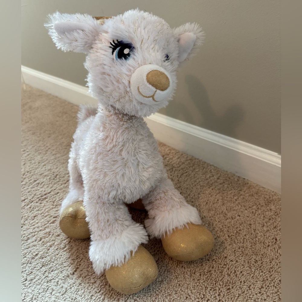 Build-A-Bear Workshop White Reindeer Plush Gold Hooves Antlers Stuffed Animal